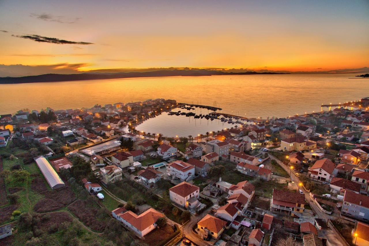 Ferienwohnung Bane Dvori Bibinje Exterior foto