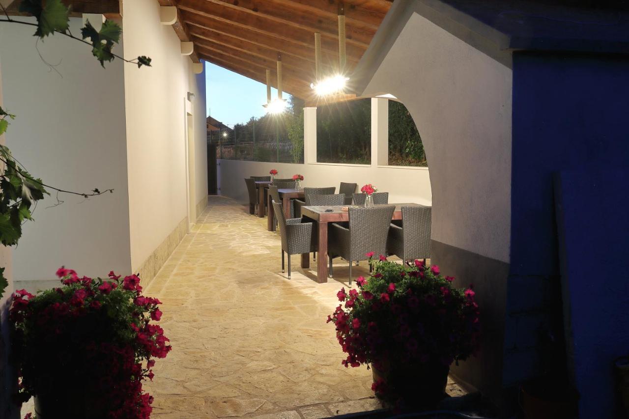 Ferienwohnung Bane Dvori Bibinje Exterior foto
